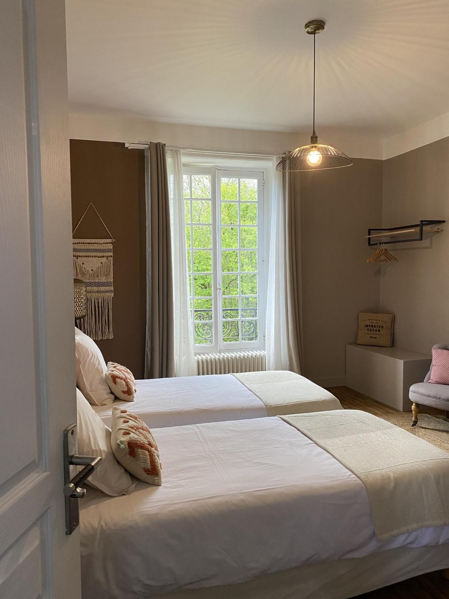 Le 14 St Michel Bed & Breakfast Josselin Eksteriør bilde