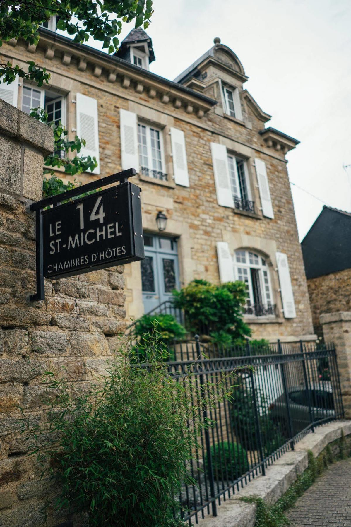 Le 14 St Michel Bed & Breakfast Josselin Eksteriør bilde